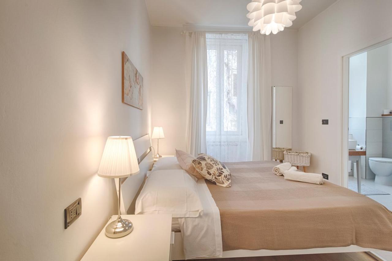Mihaela Apartment - Charme Near The Station Трієст Екстер'єр фото